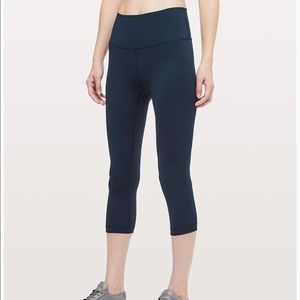 Wunder Under Crop (High-Rise)
Full-On Luxtreme 4